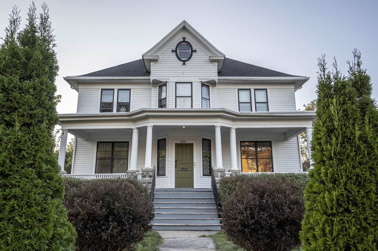 428 Webster Avenue - Photo 1