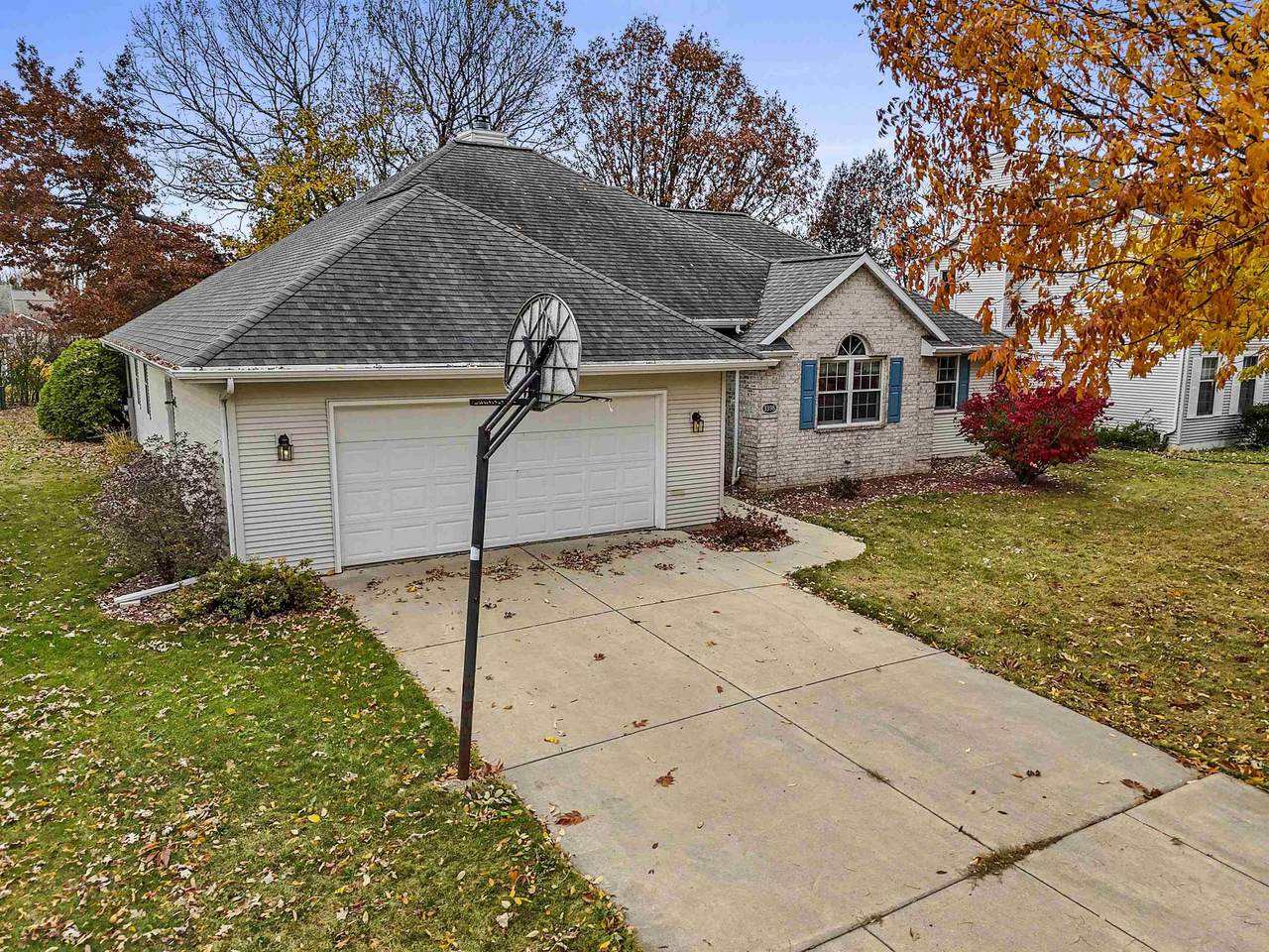 3398 Edinburgh Road - Photo 1