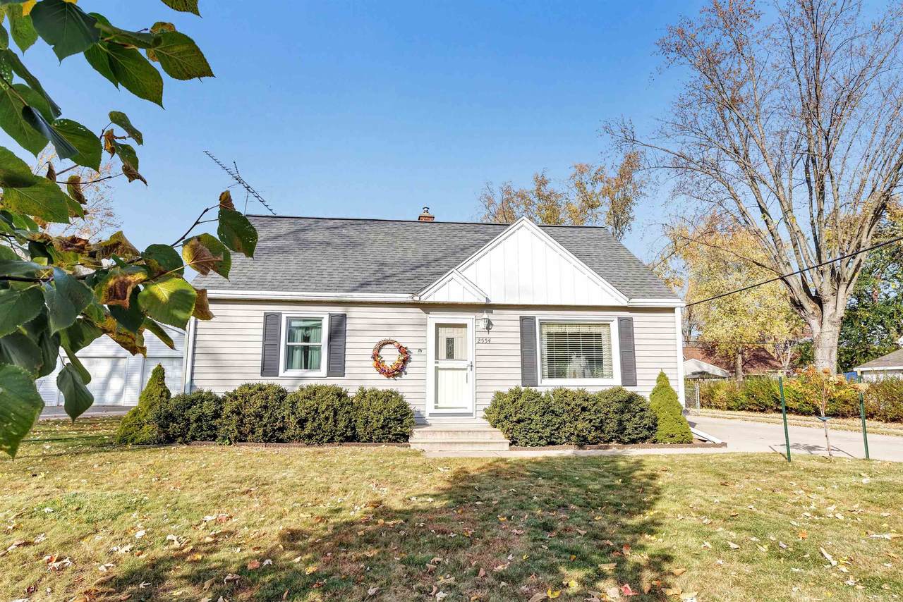 2554 Tulip Lane - Photo 1