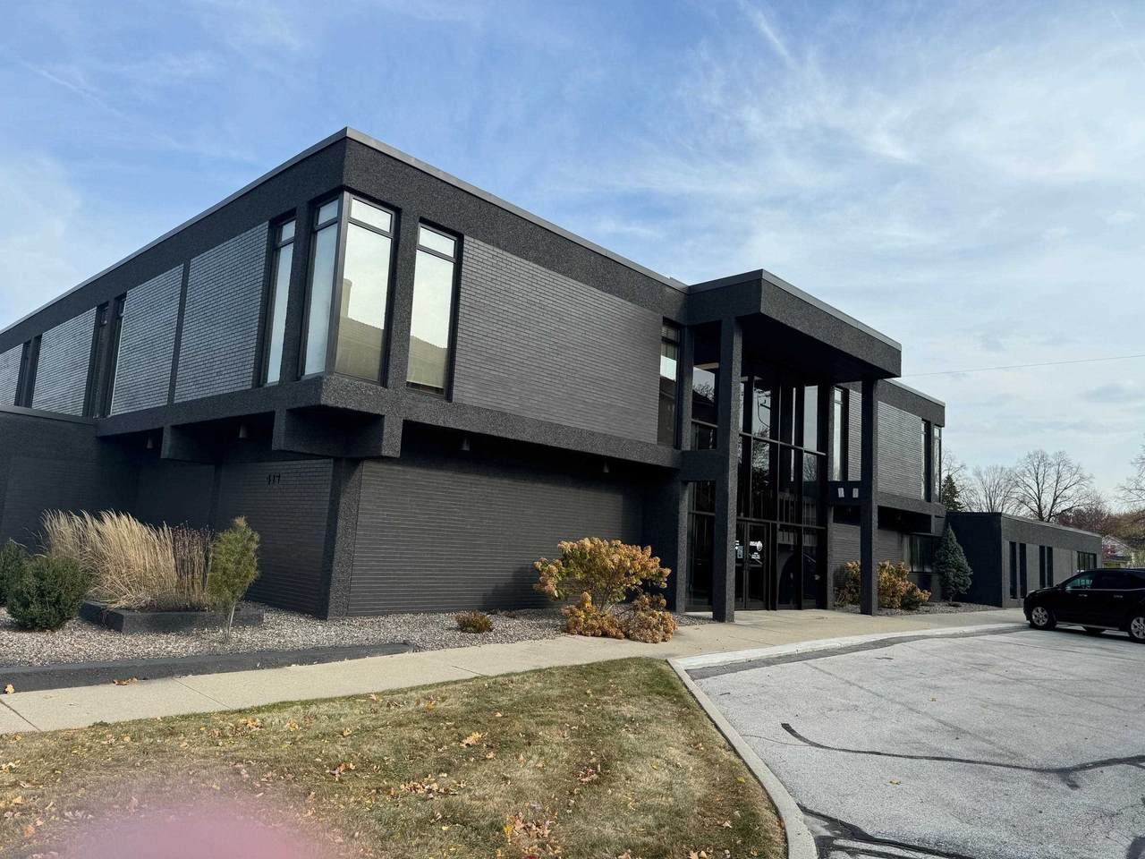 417 Monroe Avenue - Photo 1