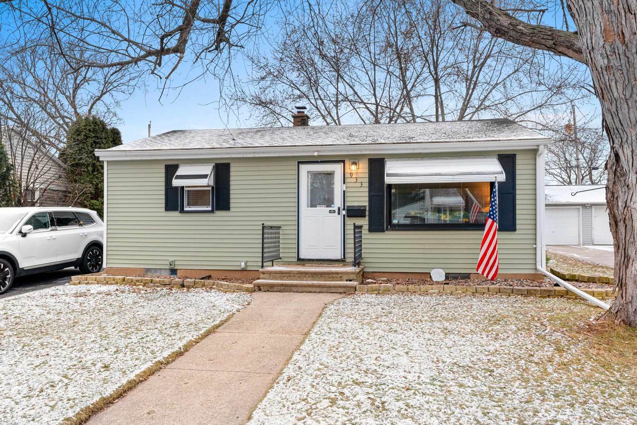 933 Gail Avenue - Photo 1