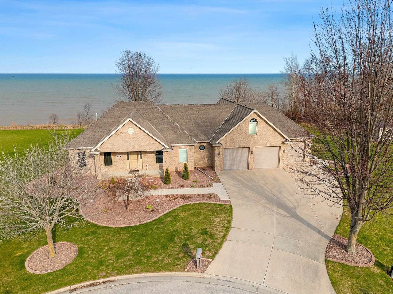 1506 Sundancer Lane - Photo 1