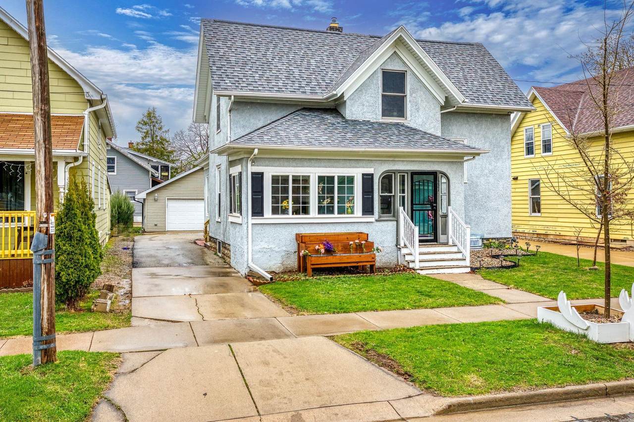 1221 Madison Street - Photo 1