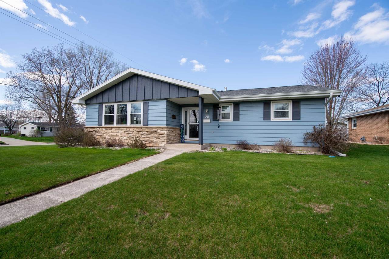 79 18TH Street - Photo 1