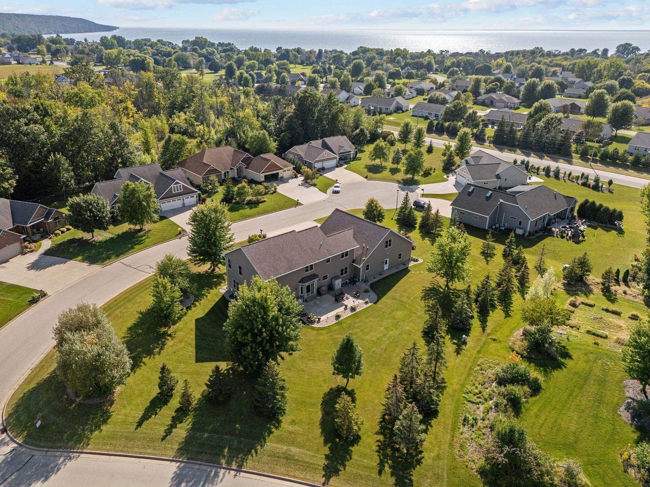 W5071 Cherrywood Court - Photo 1