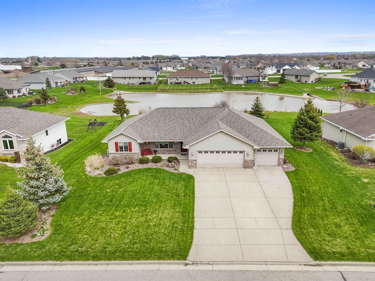 1433 Honor Way - Photo 1