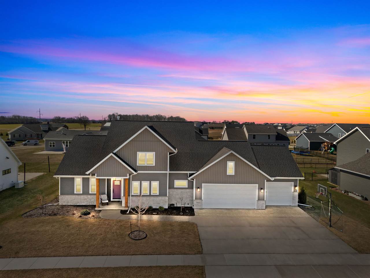 W5531 Schreiber Lane - Photo 1
