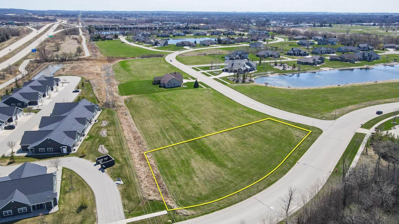 551 Country Lane - Photo 1