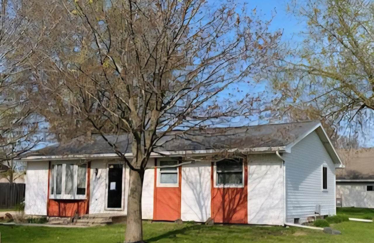 1247 Goss Avenue - Photo 1