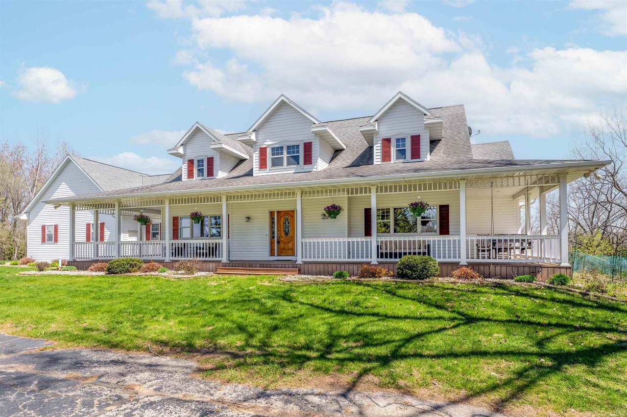 876 Jaworski Road - Photo 1