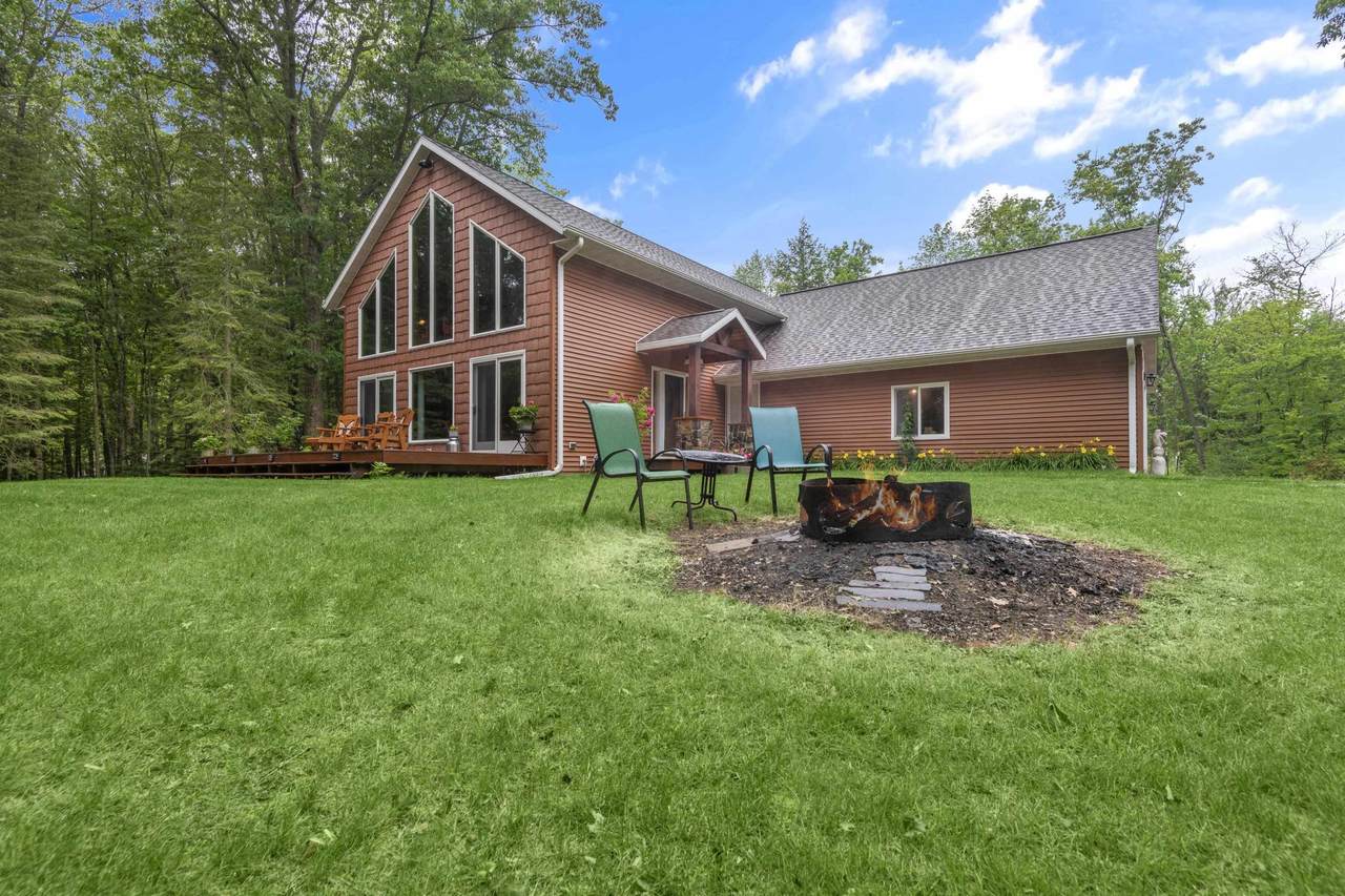 9232 Lake Drive - Photo 1