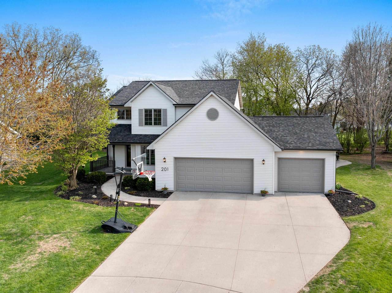 201 Riva Ridge Lane - Photo 1