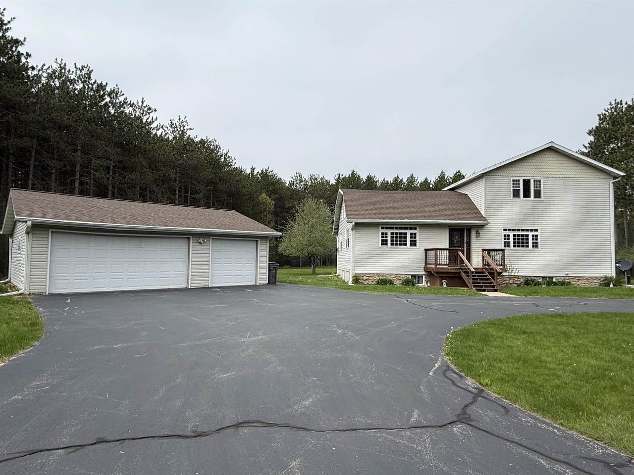 W2041 County Road B - Photo 1