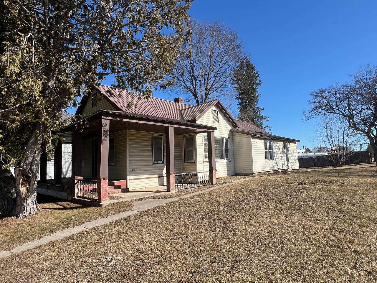 N16072 Maple Street - Photo 1