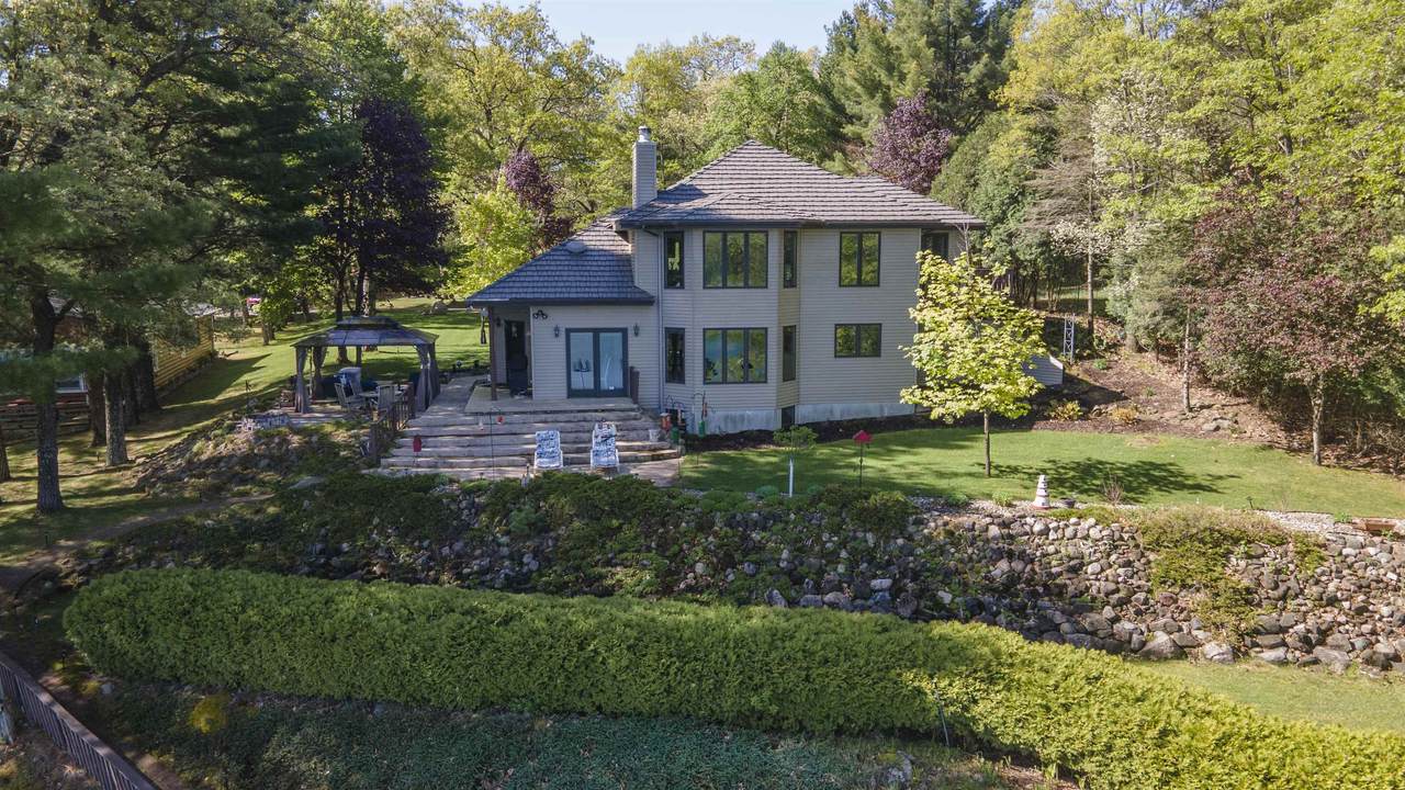 N9339 3RD Drive - Photo 1