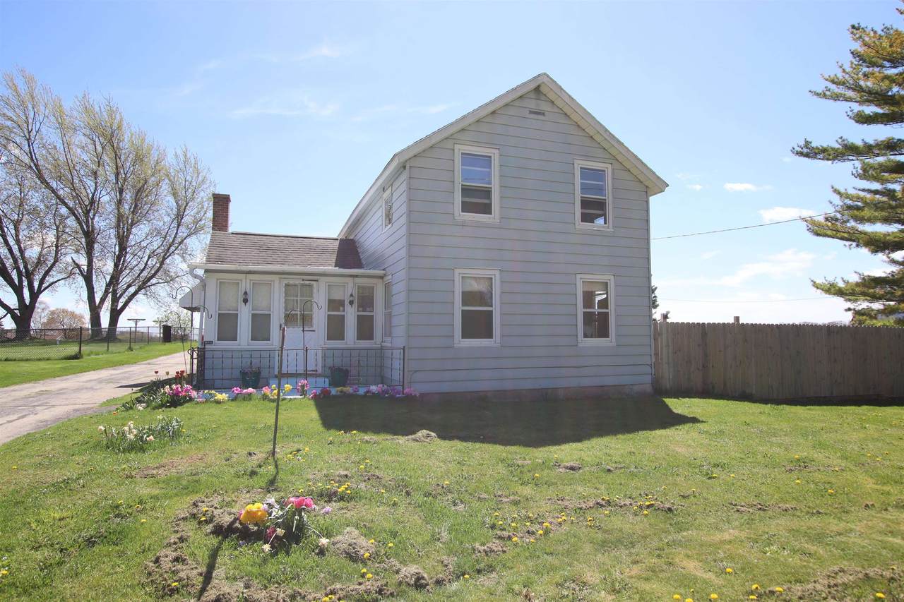 W1796 Puddlefort Street - Photo 1