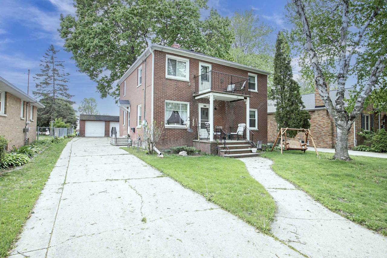 1109 Division Street - Photo 1