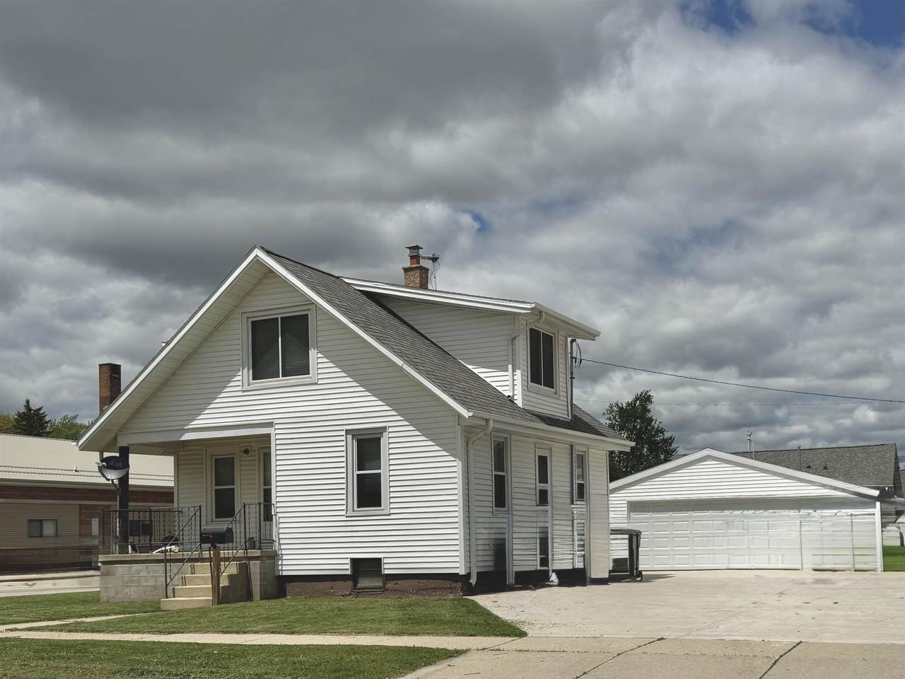 299 Ceresco Street - Photo 1