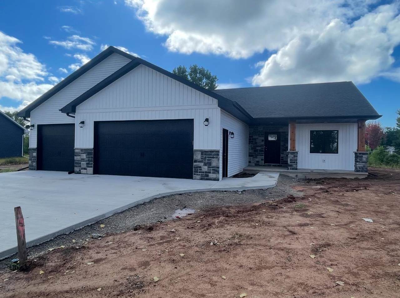 N967 Quarry View Drive - Photo 1