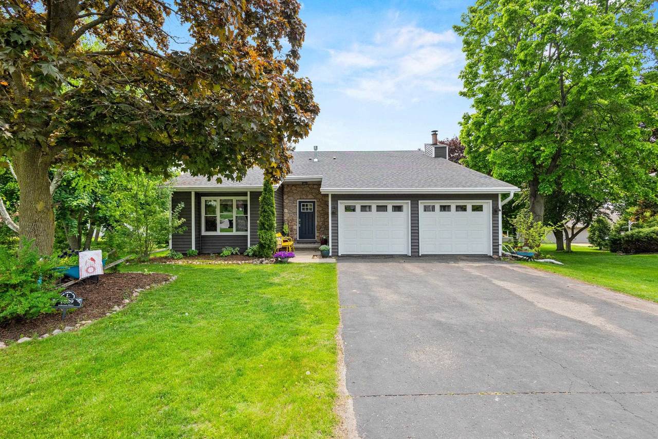 1829 Jefferson Drive - Photo 1