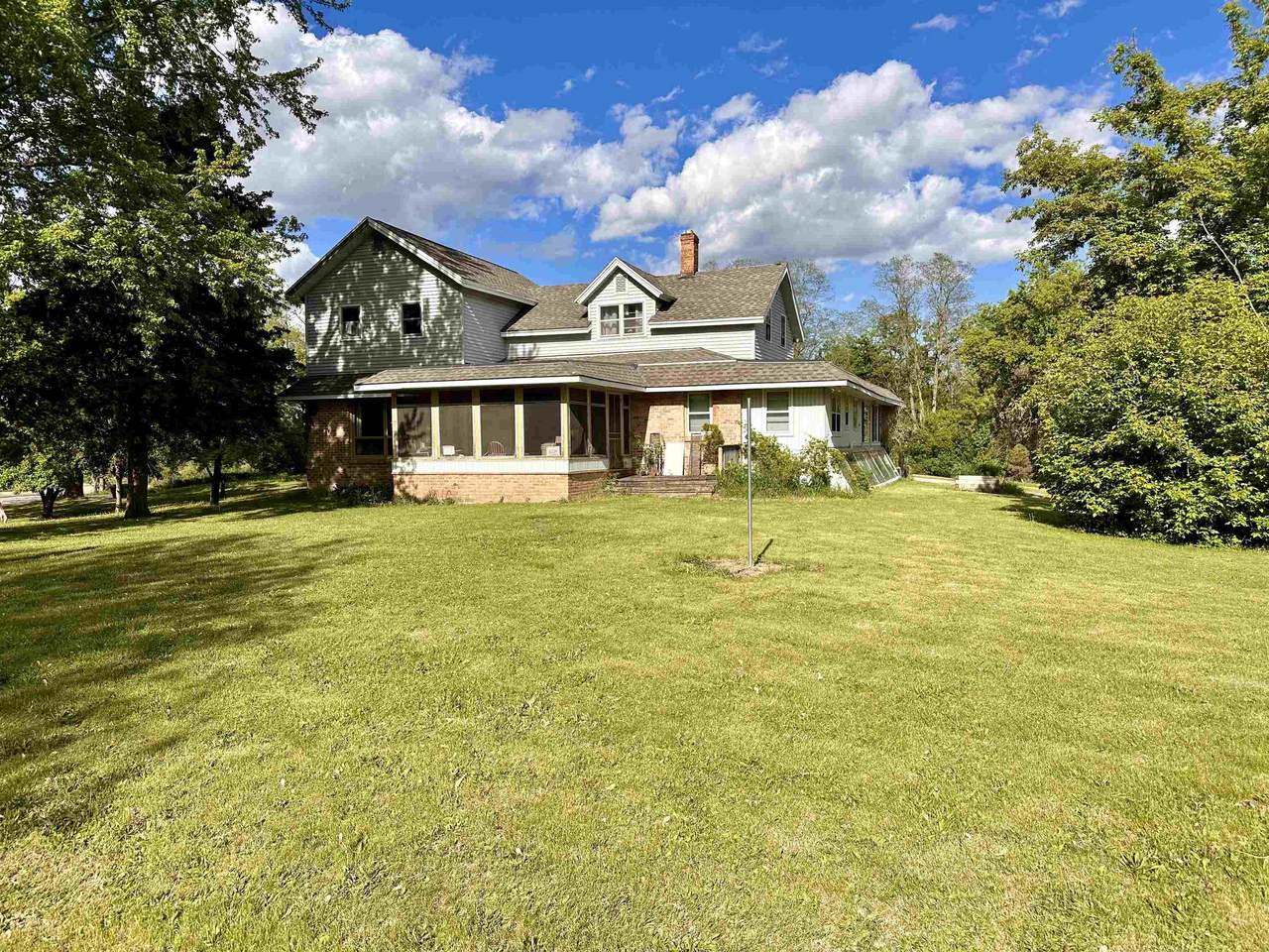 2611 South Road - Photo 1