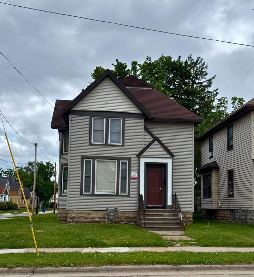 731 Scott Avenue - Photo 1