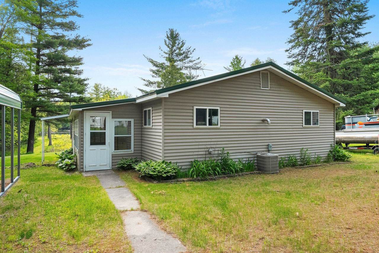 W9173 10TH Road - Photo 1