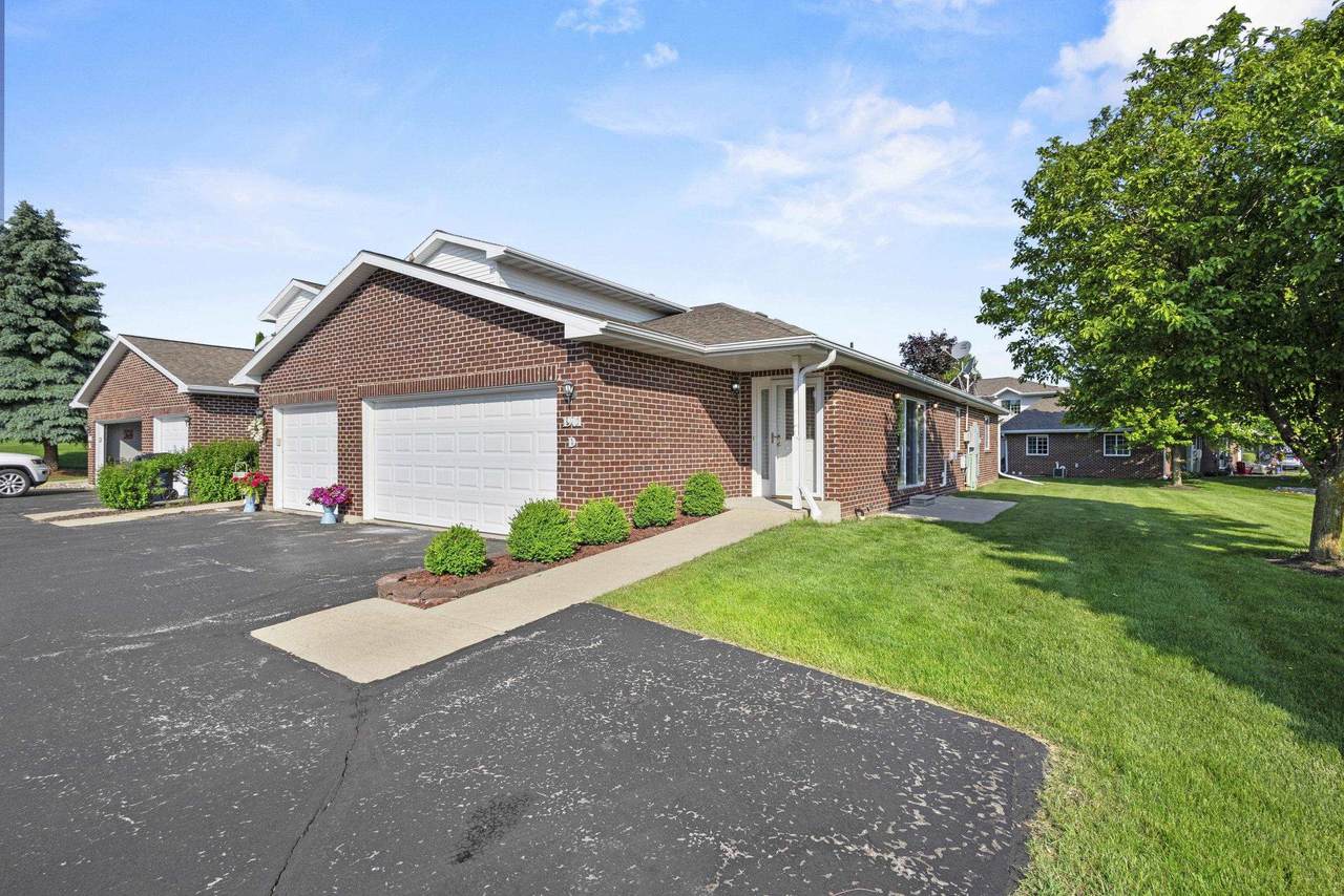 1901 Riverside Drive - Photo 1