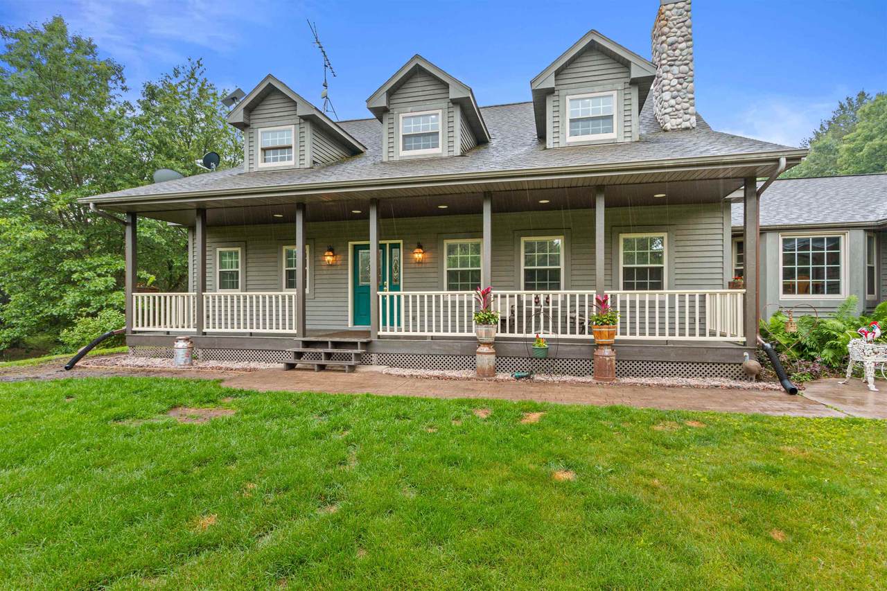 704 Sandy Pines Court - Photo 1