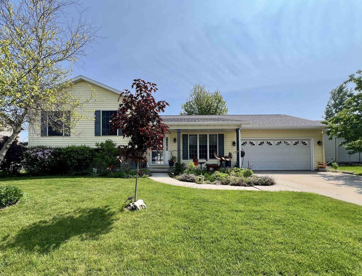 443 Mary Lee Drive - Photo 1