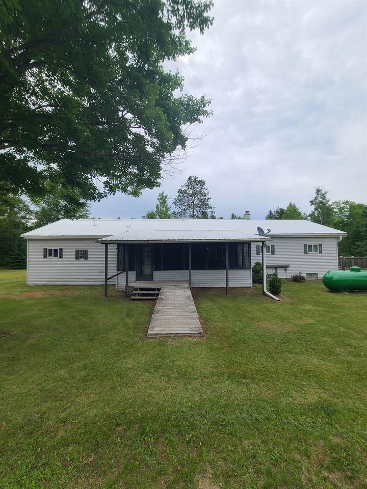 W7916 Aspen Lane - Photo 1