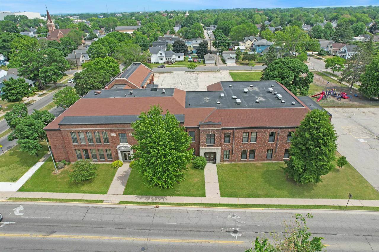 1615 Carney Boulevard - Photo 1