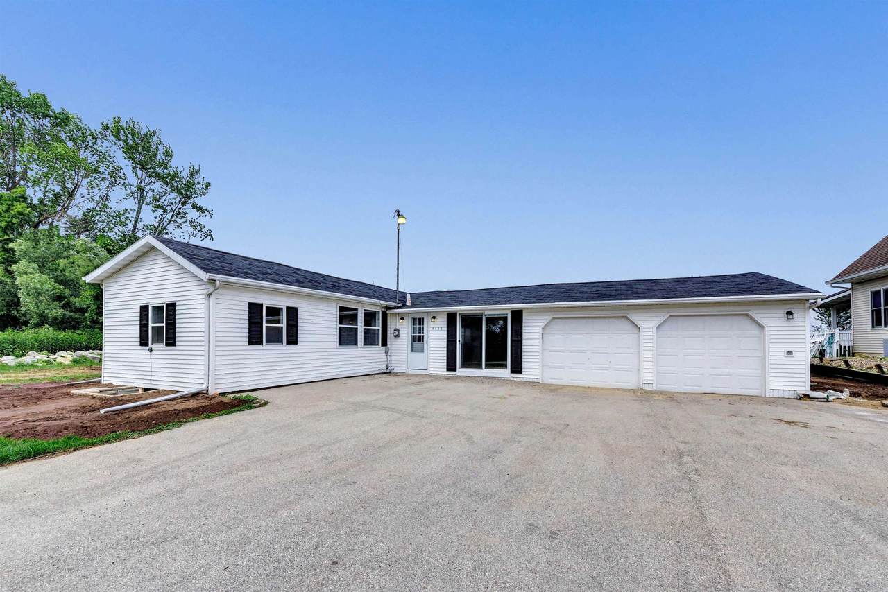 6132 Bayshore Road - Photo 1