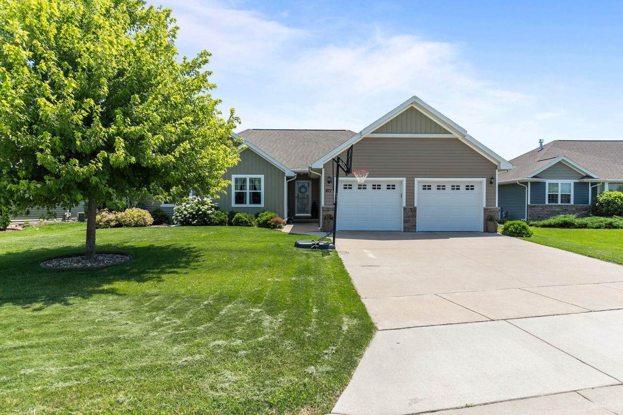 971 Lotus Trail - Photo 1