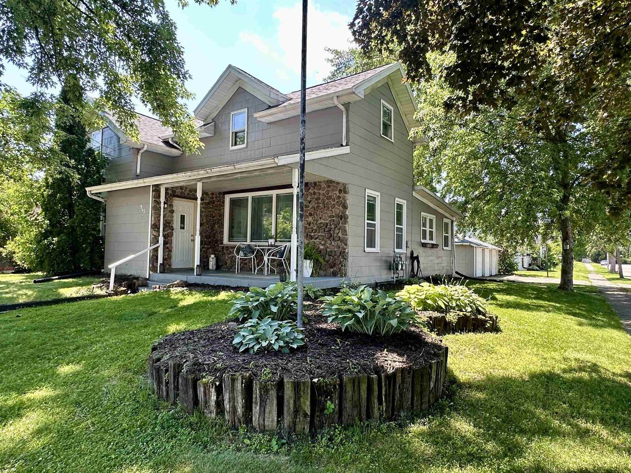 903 Smith Street - Photo 1