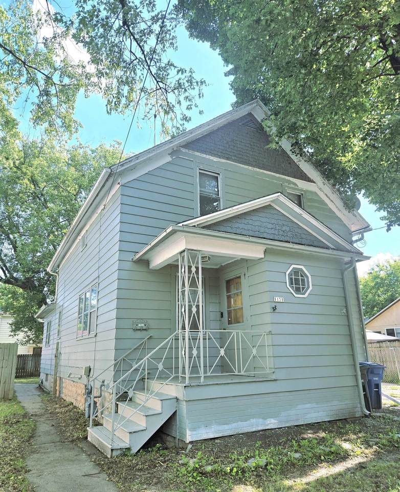 1131 6TH Avenue - Photo 1