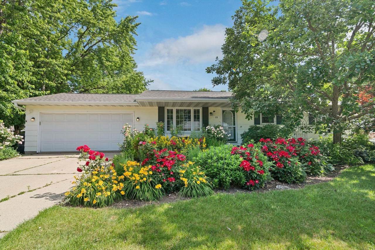 619 Greene Avenue - Photo 1