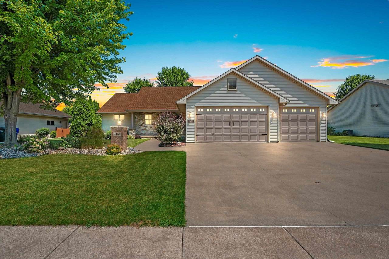 2450 Manchester Drive - Photo 1