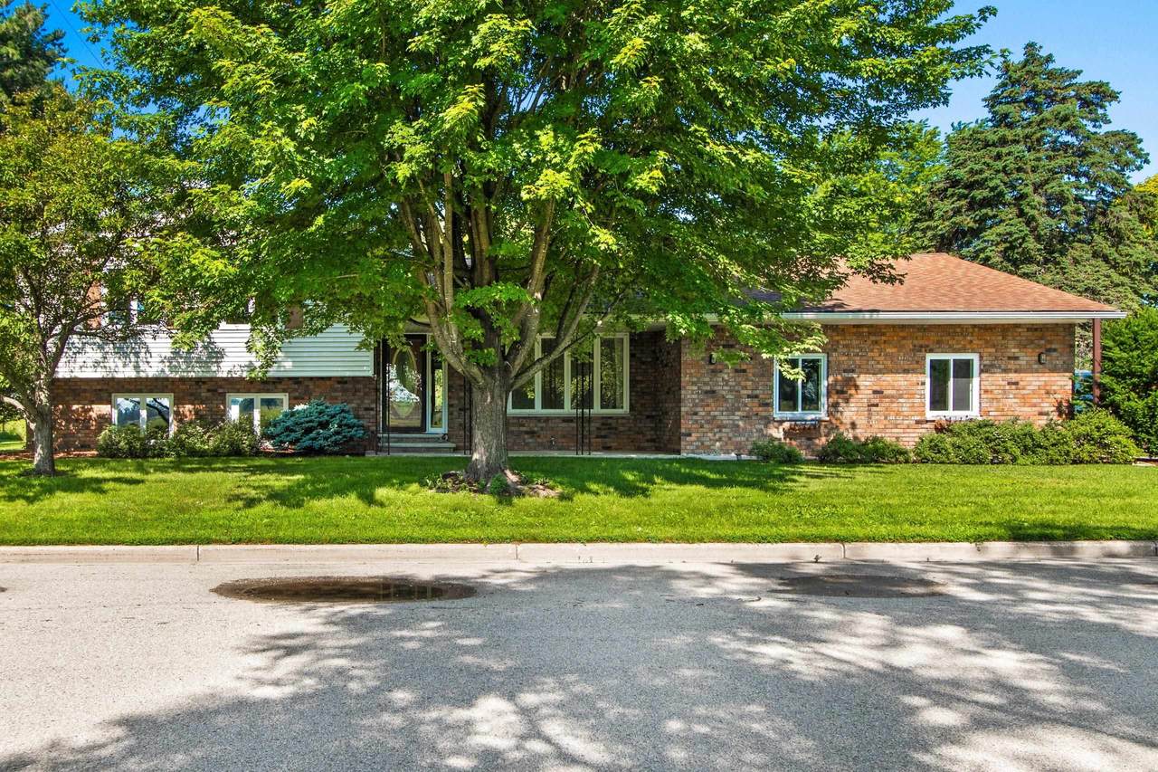 615 Hall Avenue - Photo 1