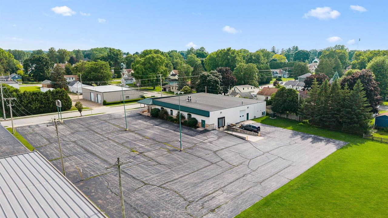 1828 Park Avenue - Photo 1