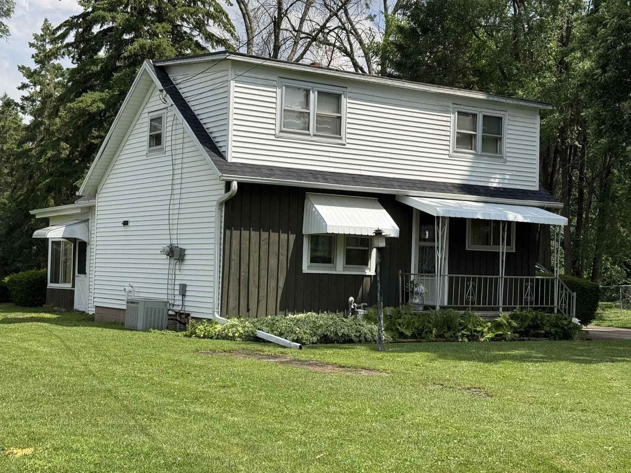 1282 Sheboygan Street - Photo 1