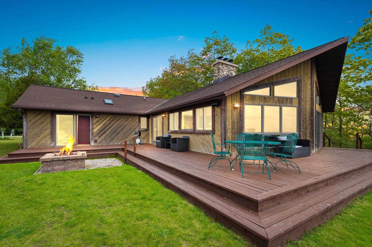 1000 County Road U - Photo 1