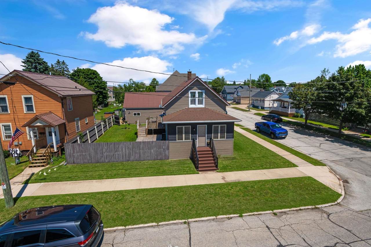 1102 16TH Street - Photo 1