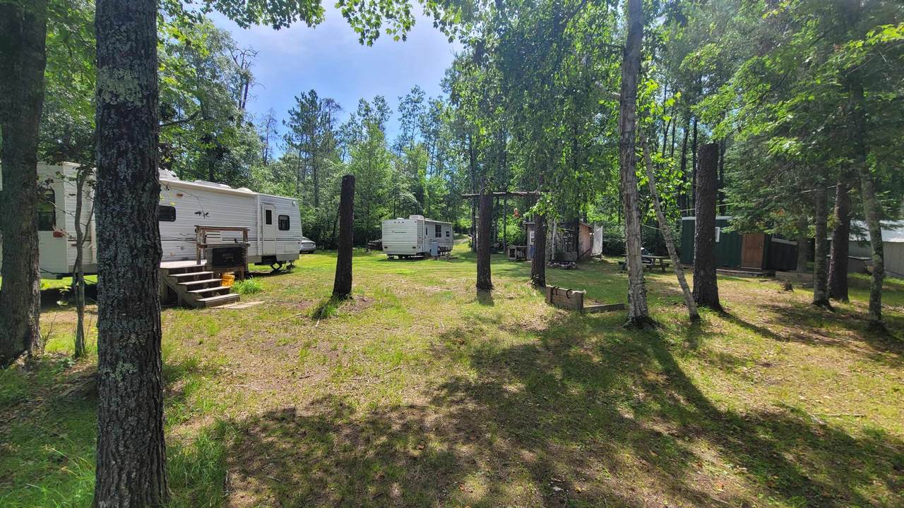 N15544 Smiley Road - Photo 1