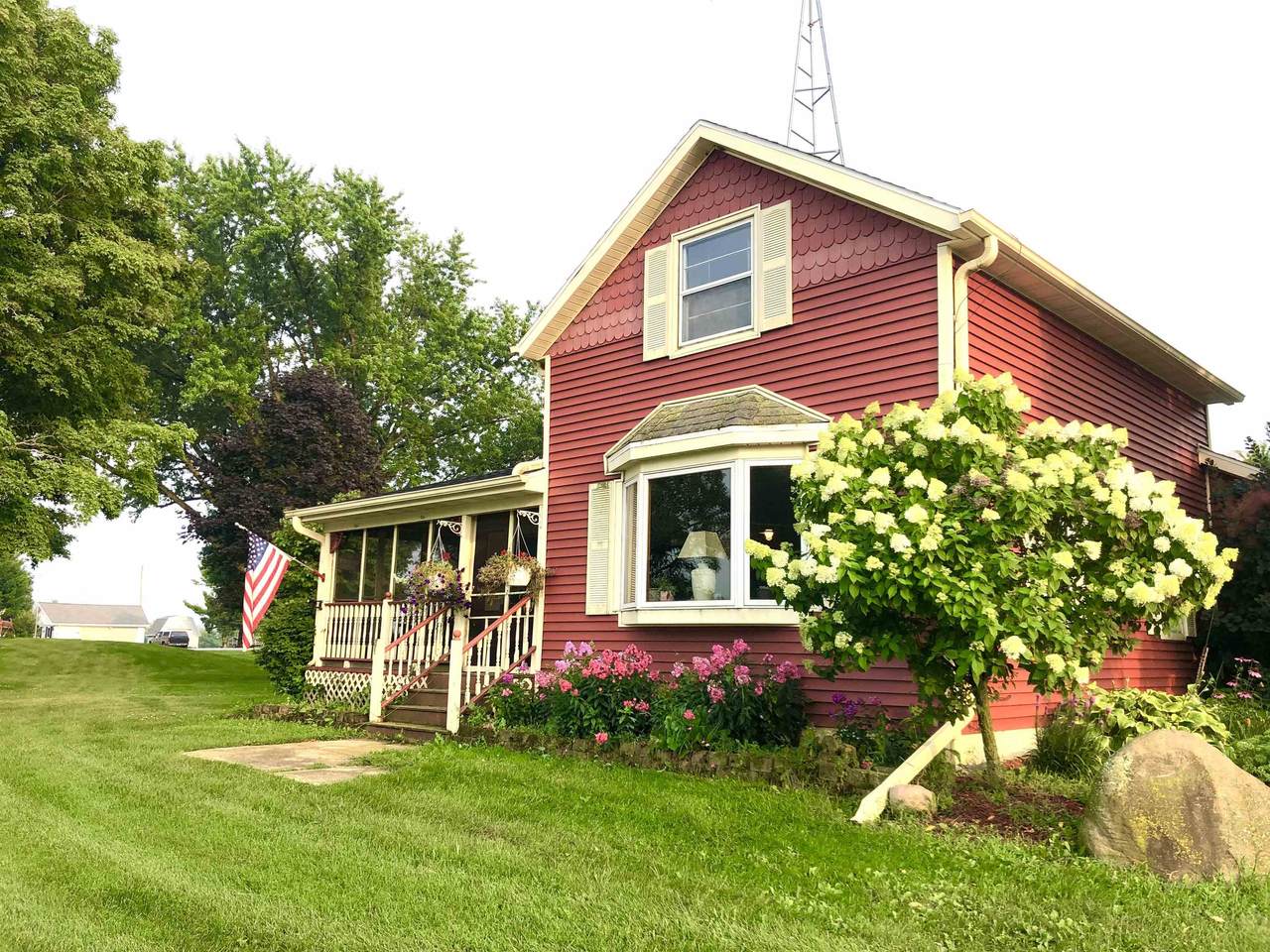 W7316 County Road F - Photo 1