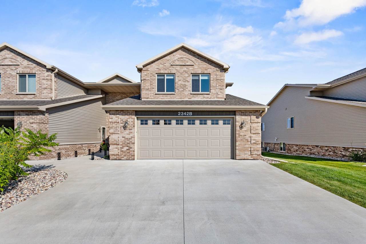 2342 Plank Circle - Photo 1