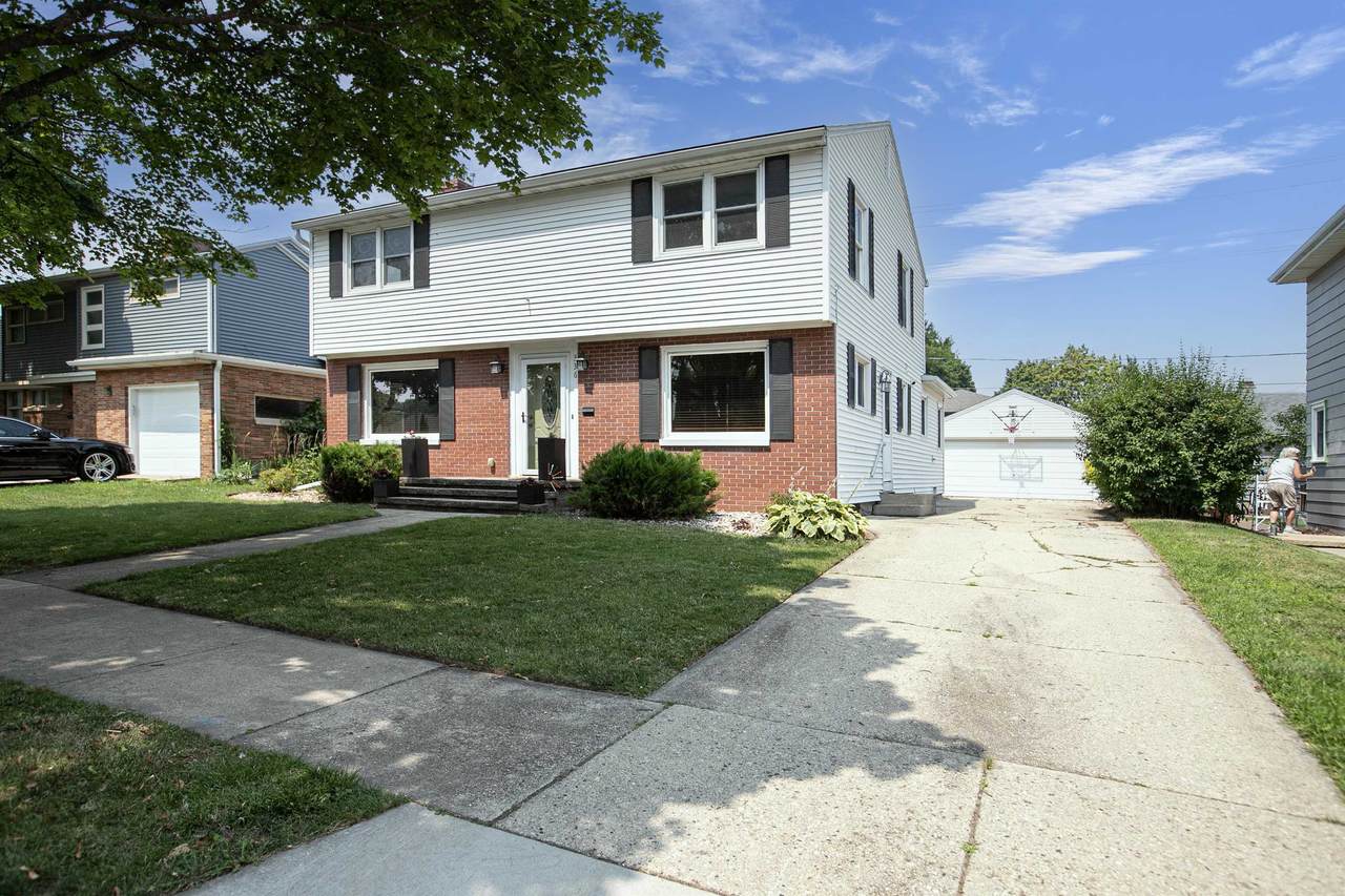 336 Pershing Street - Photo 1