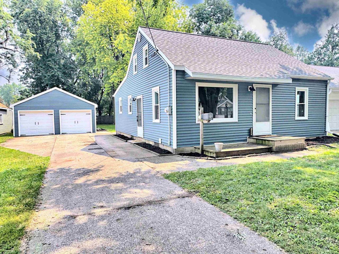 1520 Viola Street - Photo 1