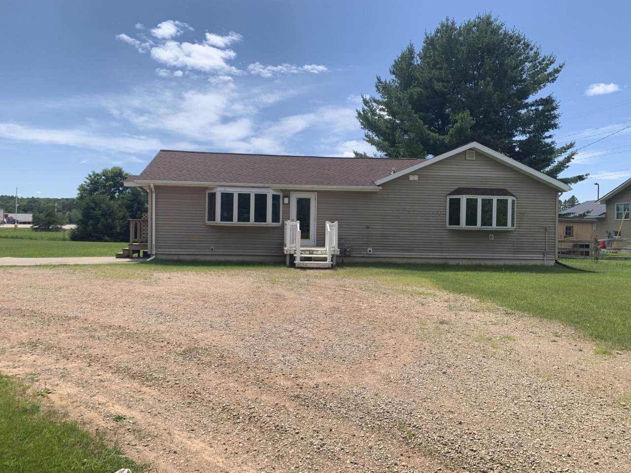 125 South Avenue - Photo 1