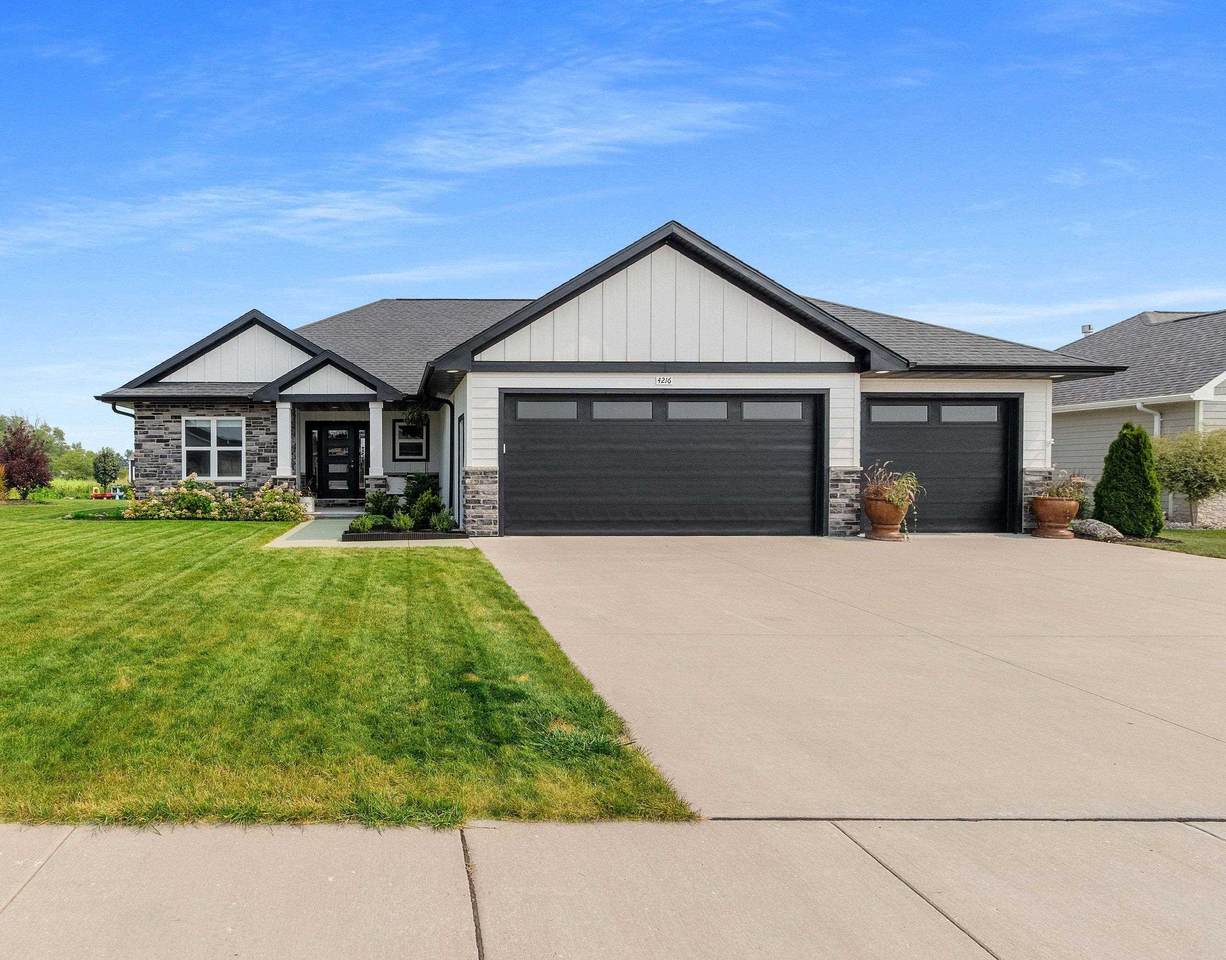 4216 Downton Circle - Photo 1